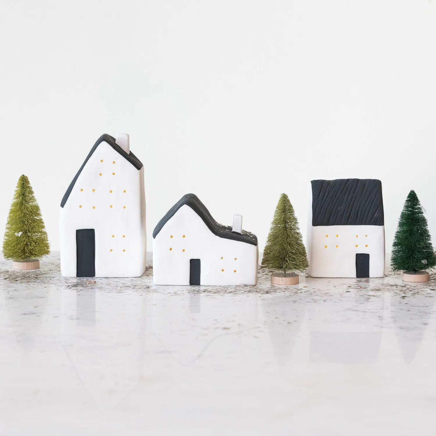 Minimalistic LED Stoneware House