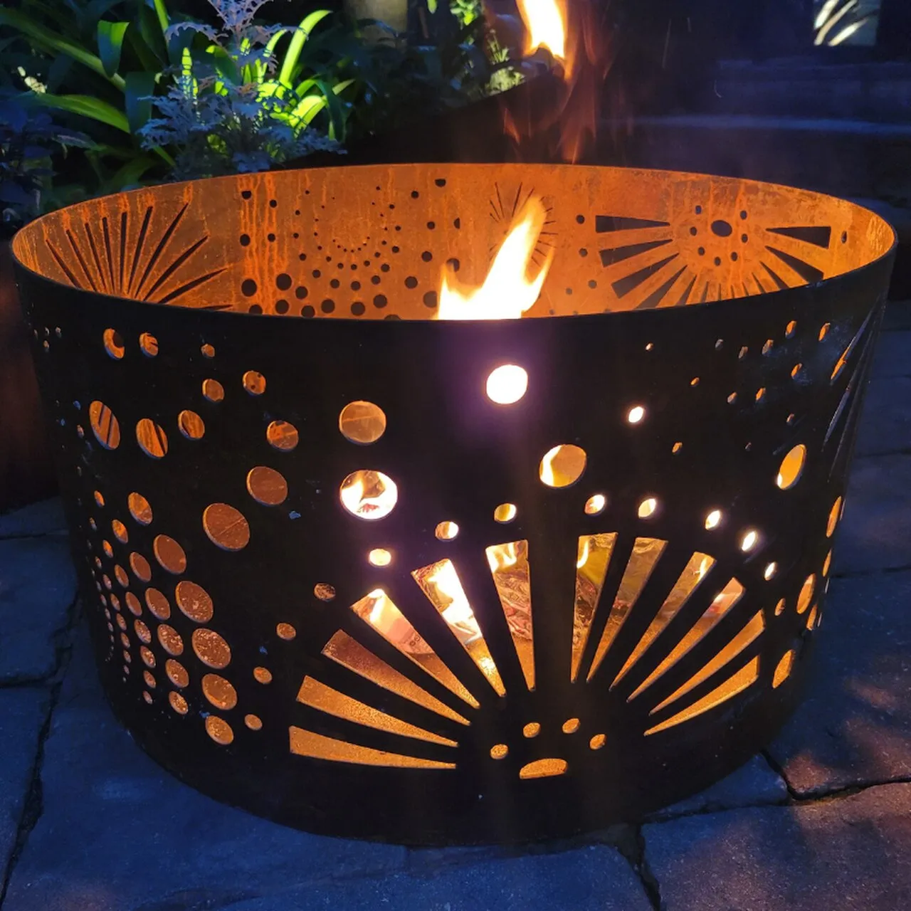 Monarch Squat Round Fire Pit